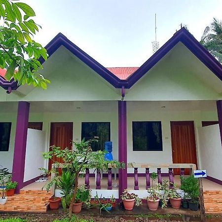 Sj Pabua Travellers Inn Мамбахао Екстер'єр фото
