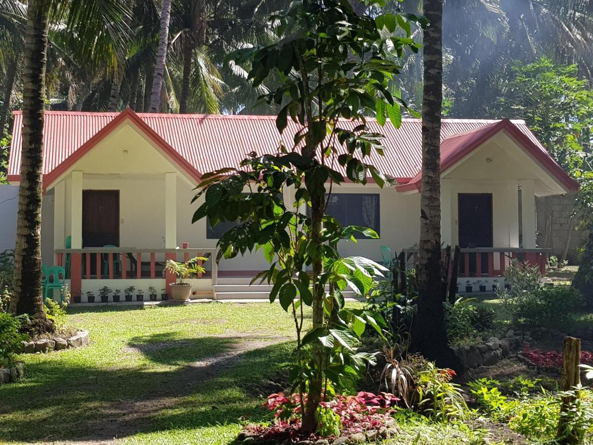 Sj Pabua Travellers Inn Мамбахао Екстер'єр фото